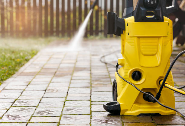 Best Animal Enclosure Cleaning  in Labarque Creek, MO